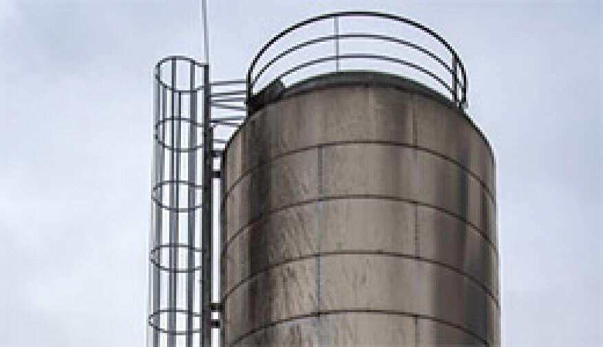 Production of steel stairs, platforms and a ladder